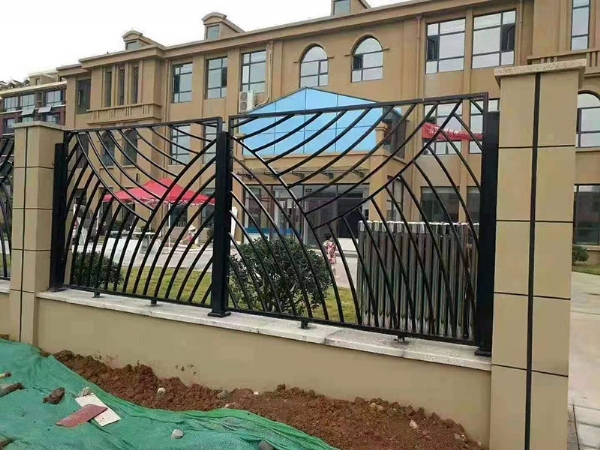 铁艺护栏